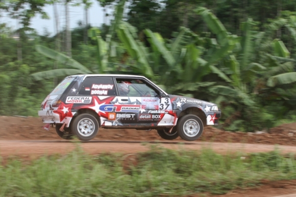 Advannov Akhirnya Runner Up Super 1600 Sprint Rally Banten