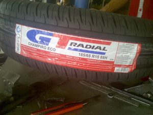 TIPS GANTI BAN HONDA BRIO