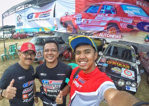 Best Parking Sponsori Offroader GT Radial Julian Johan di Sprint Rally